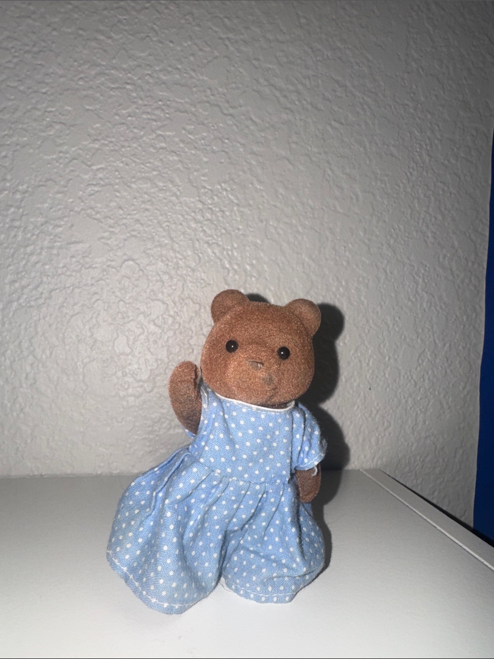 Timbertop brow bear mother Sylvanian Families retro toy animal figurine.